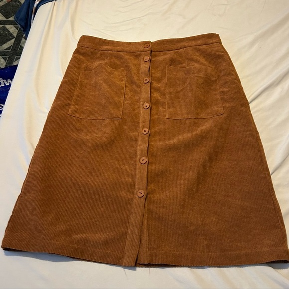 SHEIN Corduroy Skirt in Brown - Picture 2 of 7